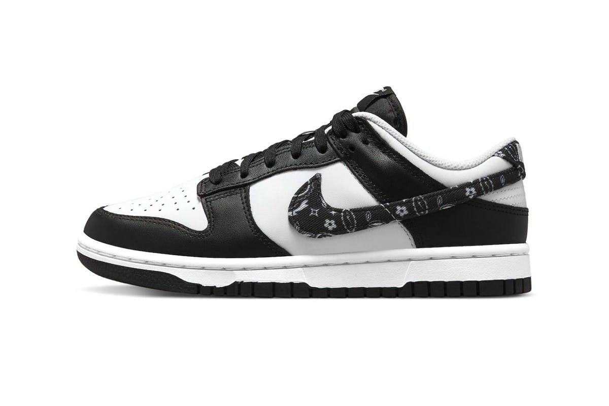 nike dunks high black and white